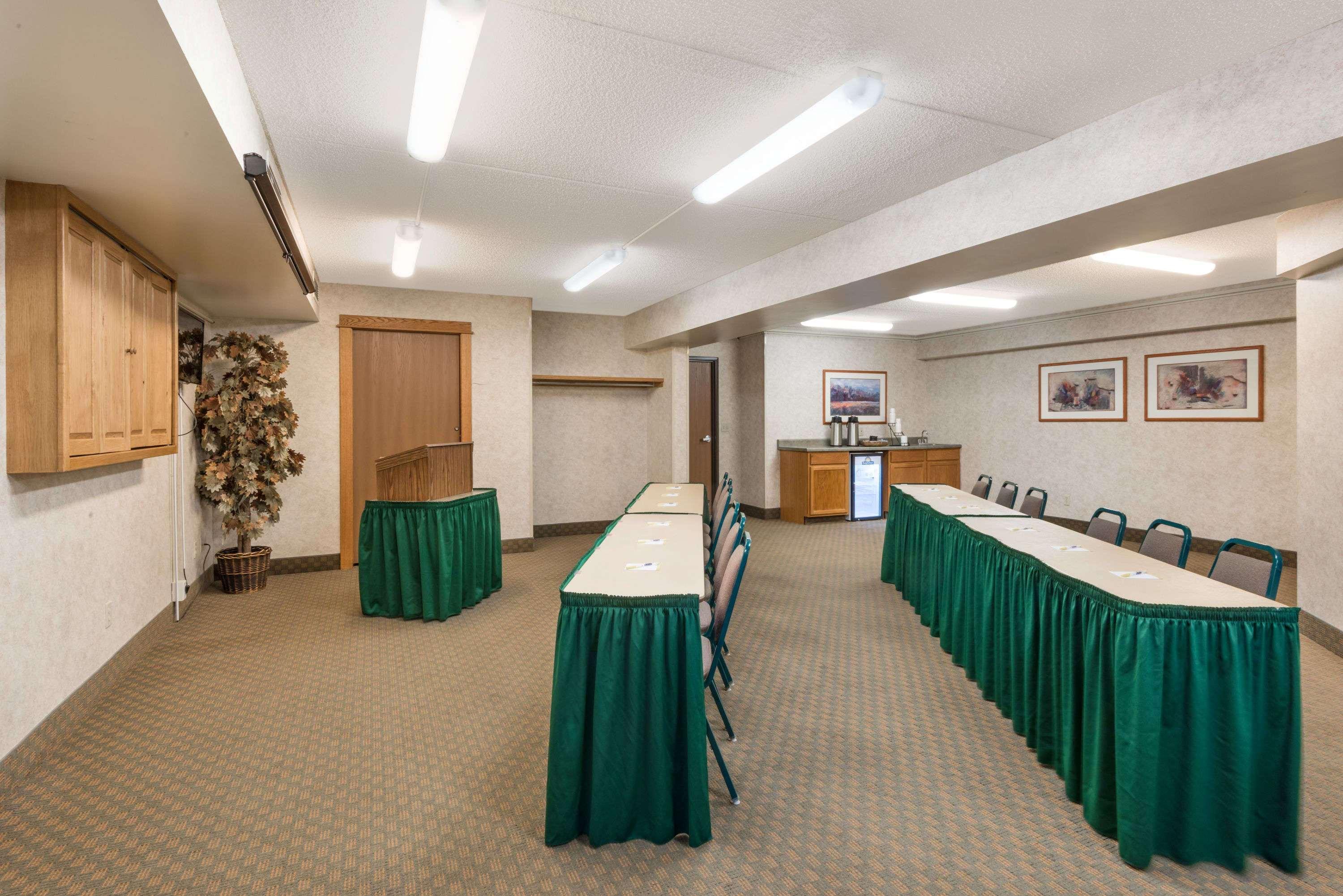Days Inn & Suites By Wyndham Bozeman Kültér fotó