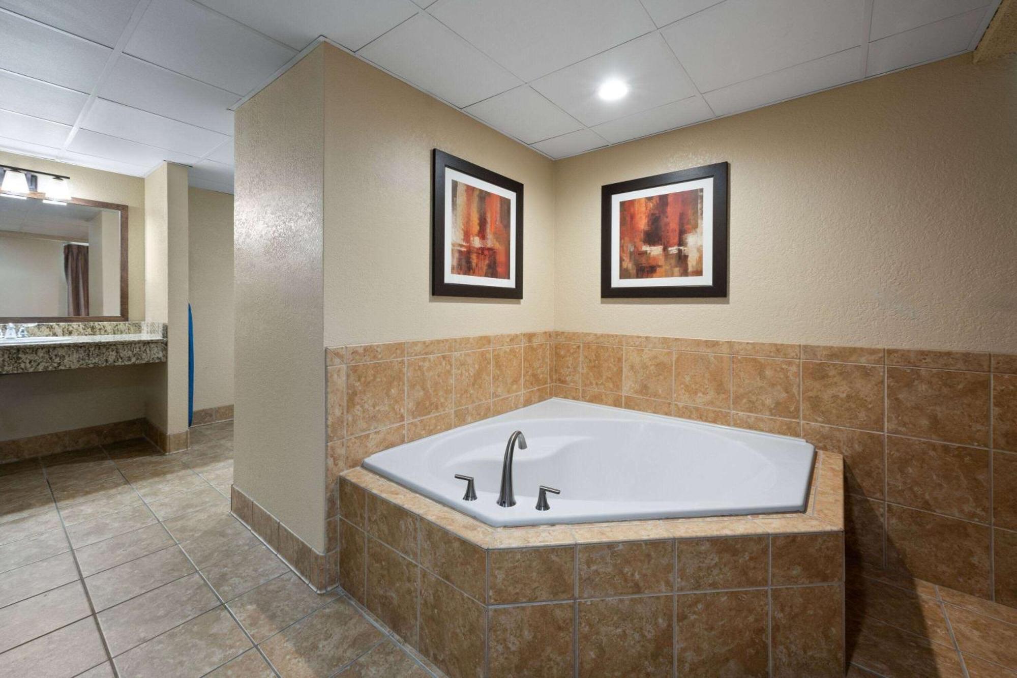 Days Inn & Suites By Wyndham Bozeman Kültér fotó